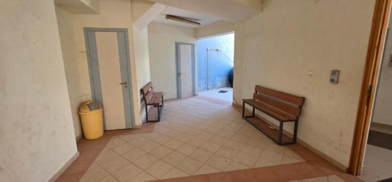 Heraklion - Atsalenio Kreta, Heraklion: Geschäftshaus im Stadtteil Atsalenio zu verkaufen Gewerbe kaufen